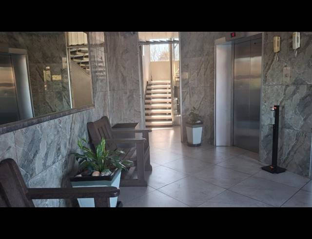 2 BEDROOM HOUSE FOR SALE IN DENLEE